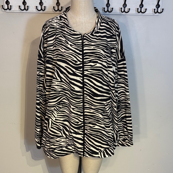 Active Zone Jackets & Blazers - Active Zone Zebra Pattern Bomber Jacket NWT Size 3X
